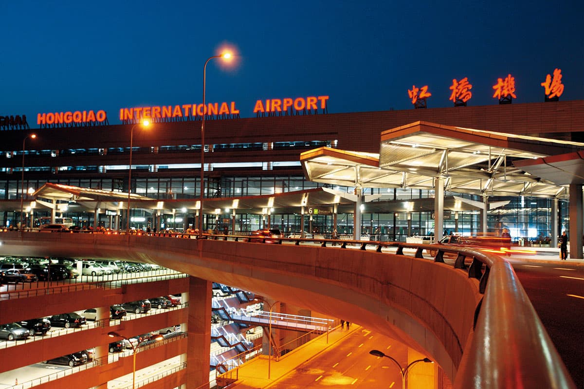 Tifón Dolphin causa caos en aeropuertos del este de China