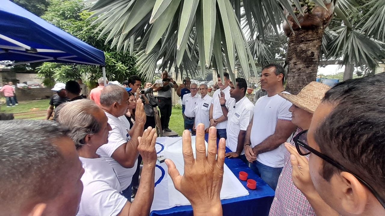 Yandir Loggiodice impulsa la Evolución Política de Centro en Barinas