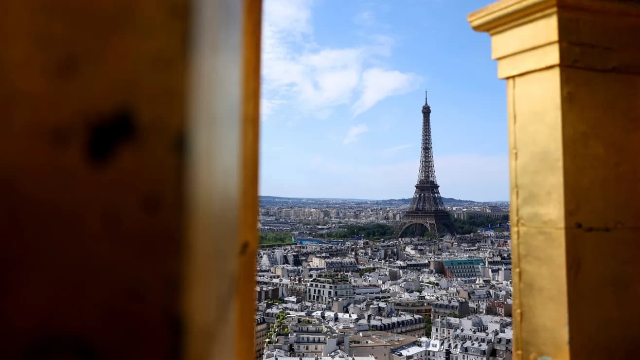 Por qué los estadounidenses están eligiendo París: un análisis social y económico