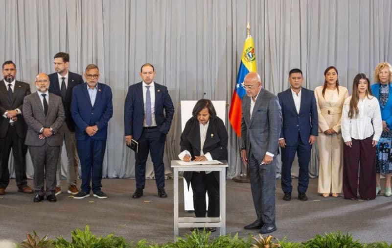 AN 2015 alistó sus exigencias sobre garantías políticas y electorales para la tercera ronda del diálogo